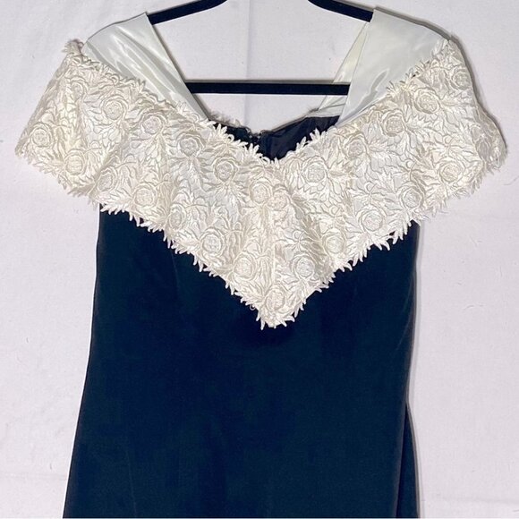 Vintage Collections Black Cocktail Dress With Floral Lace Shawl Neckline 10 - Picture 13 of 13